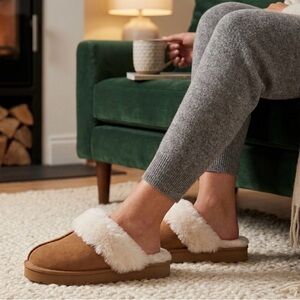 NEW Steve Madden Faux Fur Slip on Booties Slippers Suede Fuzzy Warm Winter